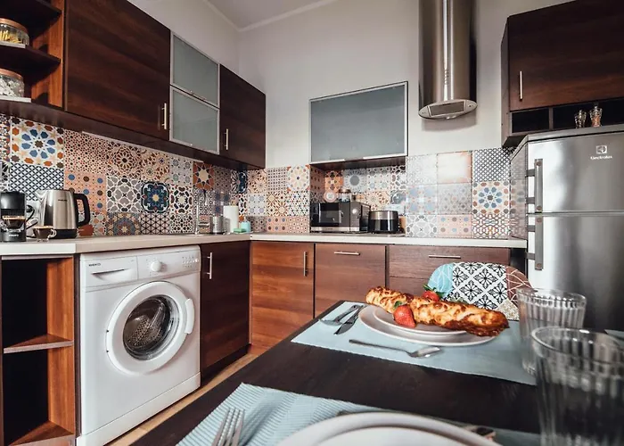 Be Happy & Breakfast