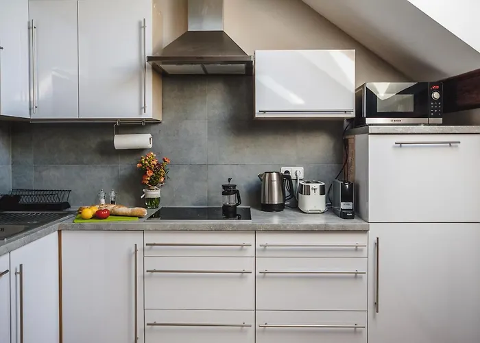 Be Happy & Breakfast *